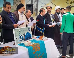 آزادی ۱۲ زندانی در زرند با حضور پرچم متبرک مسجد مقدس جمکران