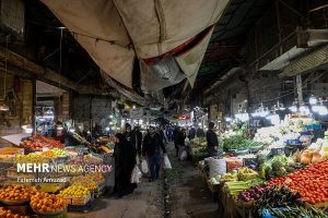 قیمت سبزیجات در بازار همچنان بالا است