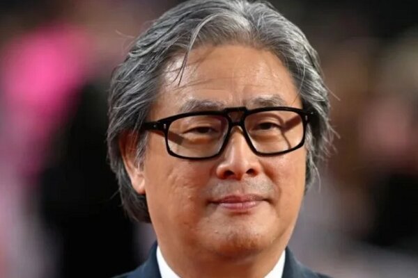 پارک چان-ووک، کارگردان صاحب‌نام کره‌ای، برای ساخت پروژه‌های جاه‌طلبانه هالیوودی خود در جست‌وجوی سرمایه‌گذار است